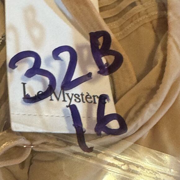 Le Mystere Second Skin Unlined Underwire Demi Bra Nylon Natural Size 32B NWT - Picture 11 of 12